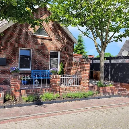 Burghaus 1 Apartment Greetsiel Exterior photo